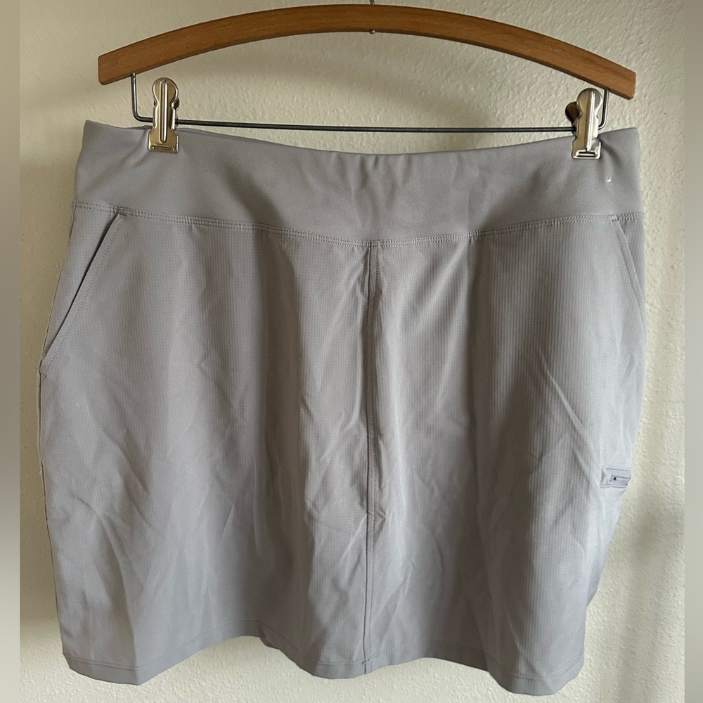 ORVIS Light Gray Tennis skirt.